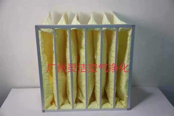 中效過濾器使用注（zhù）意事項與安裝位（wèi）置